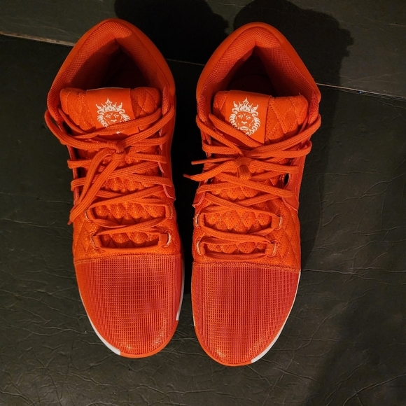 Nike LeBron Witness 8 Basketball Shoes Orange and White Mens Size 18 (Try On) main image 9